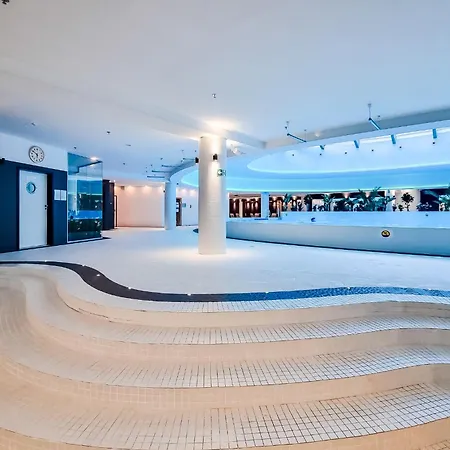 Hanza Tower No 2210 - 22nd Floor, Swimming Pool, Jacuzzi, Panorama View *