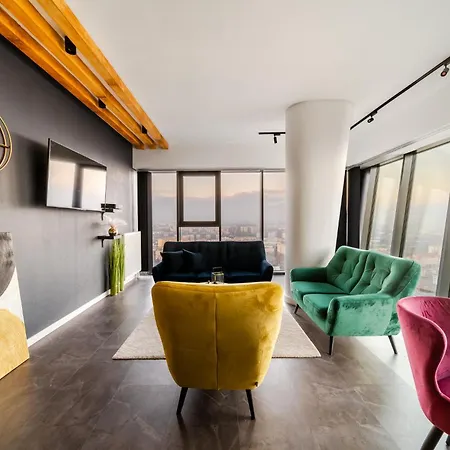 Hanza Tower No 2210 - 22nd Floor, Swimming Pool, Jacuzzi, Panorama View Apartment *