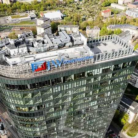 Διαμέρισμα Ans Hanza Tower - 22nd Floor With View, Swimming Pool, Sauna, Jacuzzi, Viewing Terrace *