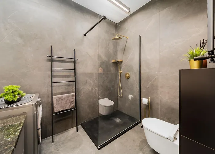 Ans Hanza Tower - 22nd Floor With View, Swimming Pool, Sauna, Jacuzzi, Viewing Terrace Апартаменты Щецин